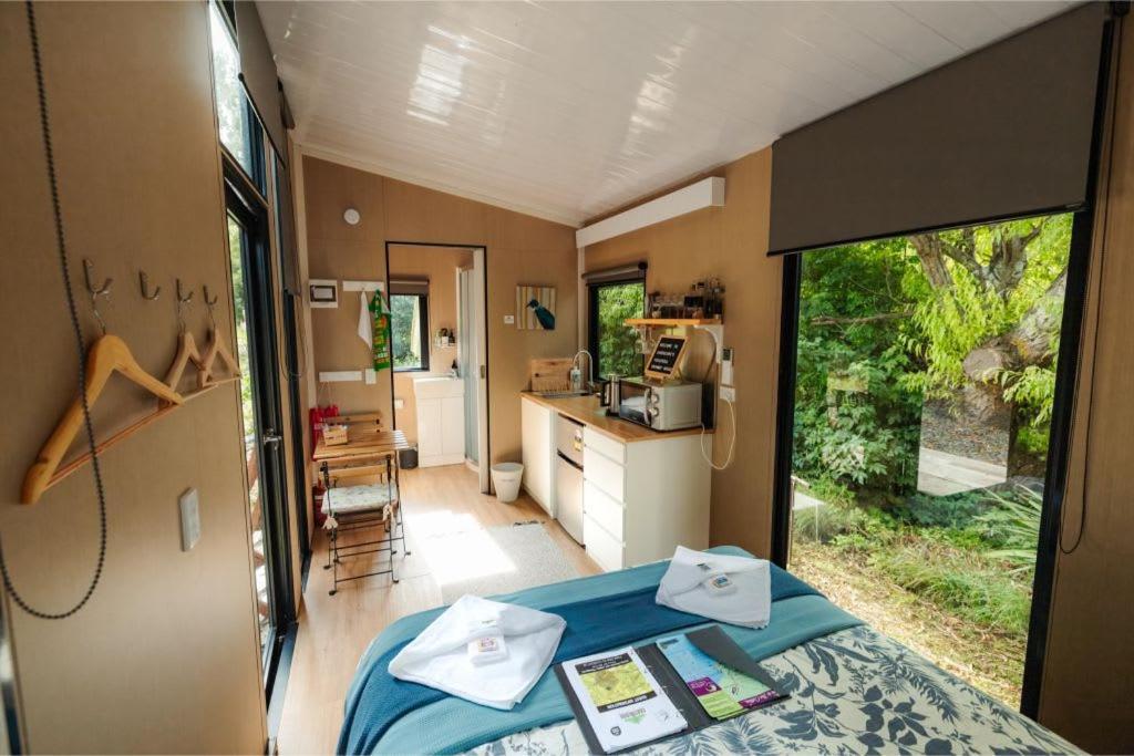 Villa Pekapeka Tiny House By Tiny Away Owaka Exterior foto